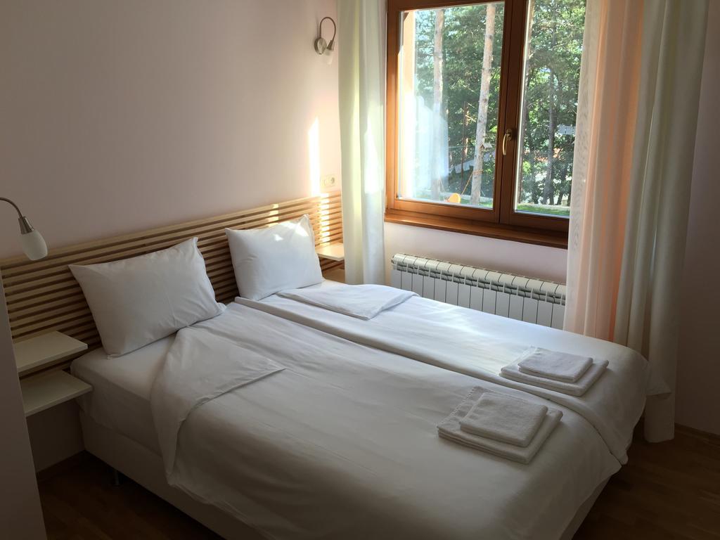 Mala Planina Guest House Iskrets 外观 照片