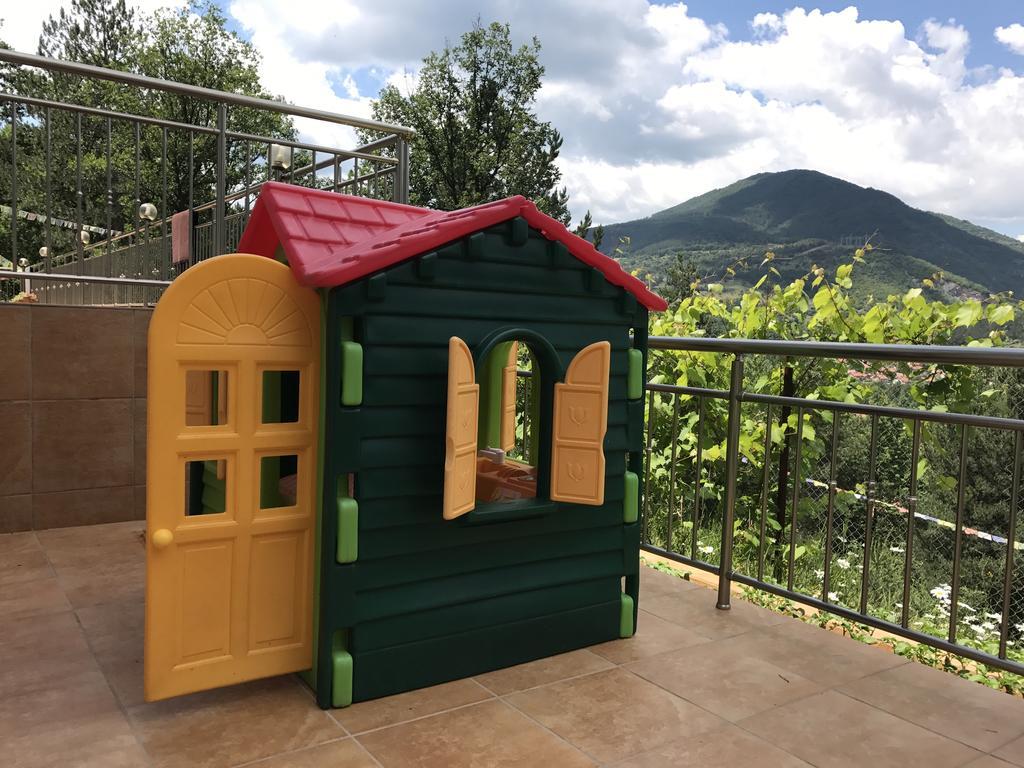 Mala Planina Guest House Iskrets 外观 照片
